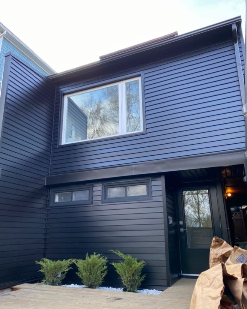 Why Modern Vinyl Siding Outshines Traditional Materials